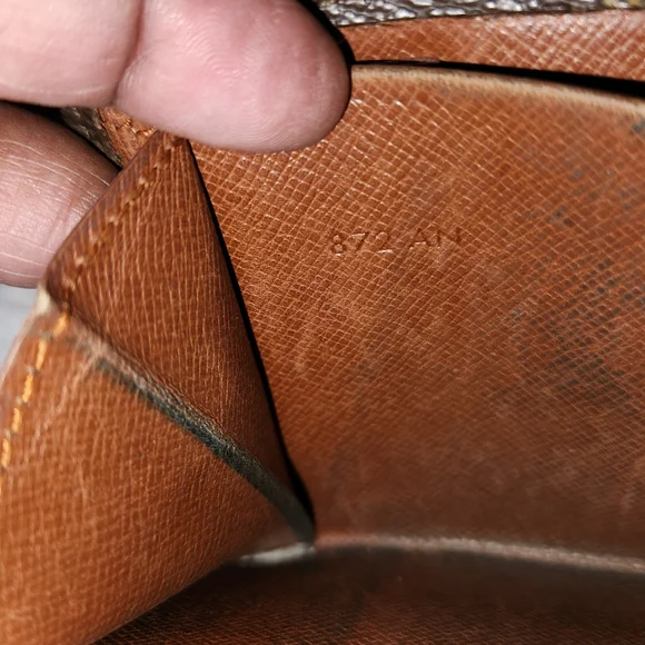 LOUIS VUITTON MONOGRAM CANVAS DOUBLE SNAP VINTAGE  WALLET ! - Picture 12 of 16